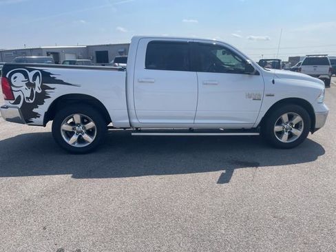 Used 2019 RAM 1500 Big Horn image 6