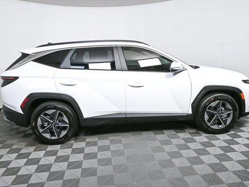 New 2026 Hyundai Tucson SEL image 2
