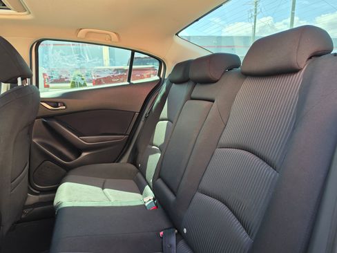 Used 2015 MAZDA MAZDA3 i Touring w/ Technology Package FWD image 14