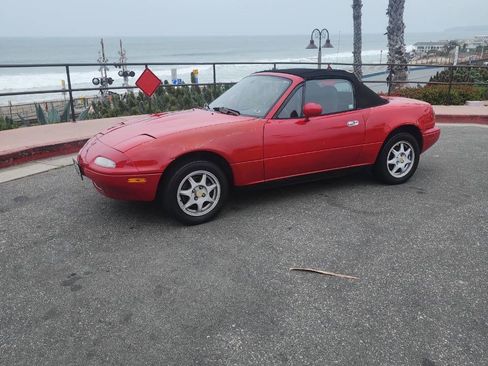 Used 1997 MAZDA MX-5 Miata M-Edition RWD image 17