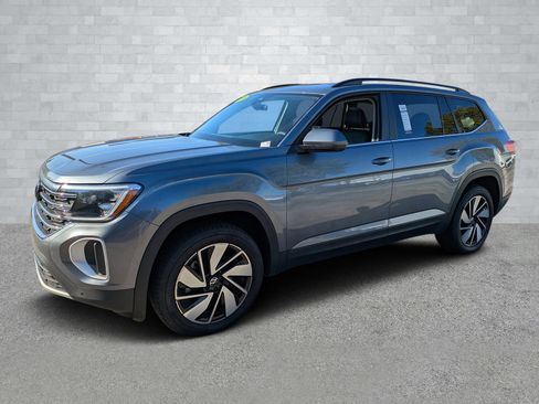 Used 2024 Volkswagen Atlas SE image 9