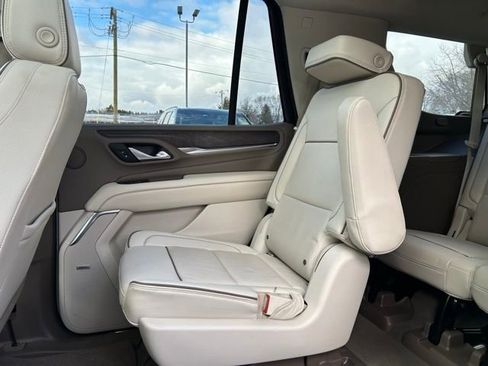 Used 2021 GMC Yukon Denali w/ Denali Premium Package image 21
