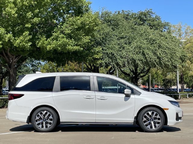New 2027 Honda Odyssey EX-L image 3