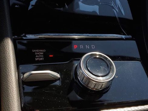 New 2025 Jeep Grand Cherokee Limited w/ Black Appearance Package image 32