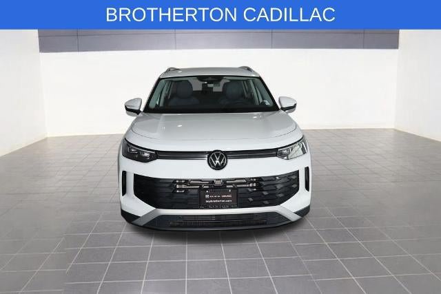 Used 2026 Volkswagen Tiguan SE AWD/4WD image 10