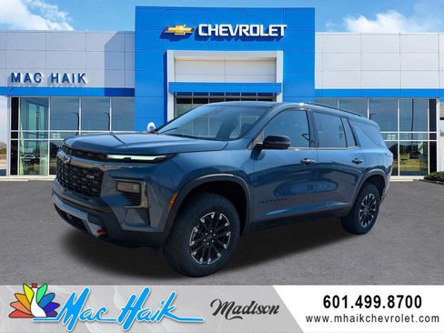 New 2026 Chevrolet Traverse Z71 w/ Enhanced Driving Package image 1