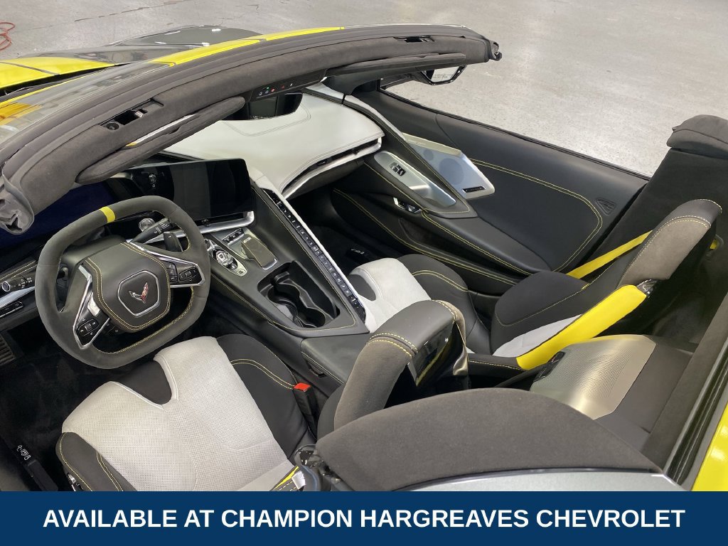 Used 2022 Chevrolet Corvette Stingray Premium Conv RWD image 25