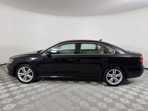 Used 2015 Volkswagen Passat TDI SE image 7