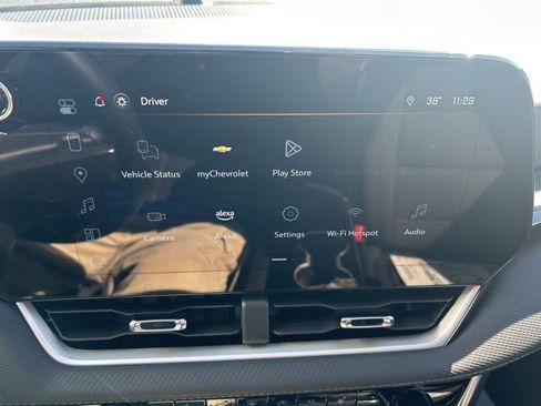 Used 2025 Chevrolet Equinox LT image 21