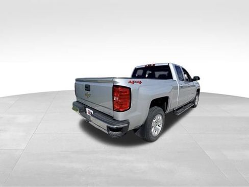 Used 2018 Chevrolet Silverado 1500 LT w/ All Star Edition AWD/4WD image 4