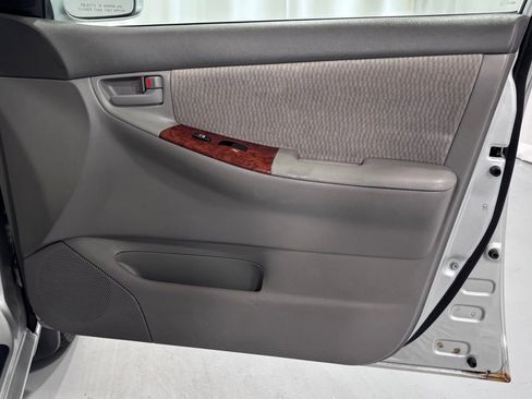 Used 2007 Toyota Corolla LE FWD image 20