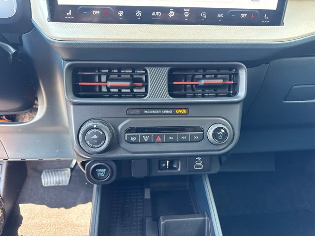 Used 2025 Ford Maverick Lariat w/ 4K Tow Package AWD/4WD image 16
