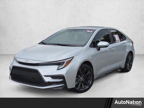 Used 2024 Toyota Corolla SE image 1