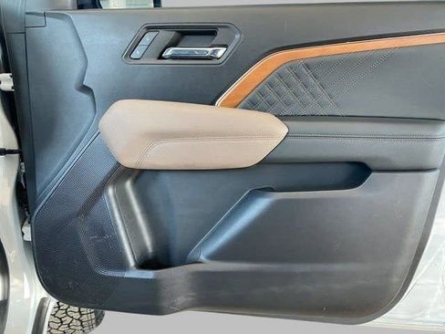 Certified 2024 GMC Canyon Denali AWD/4WD image 14