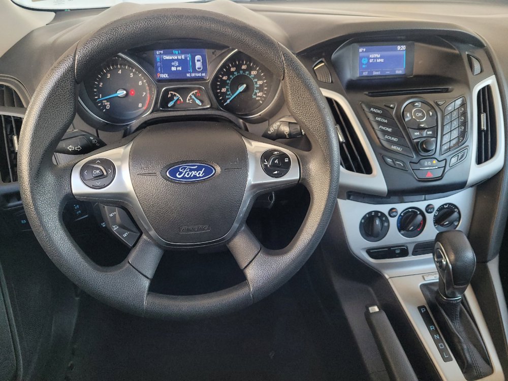 Used 2014 Ford Focus SE w/ SE Winter Package FWD image 22
