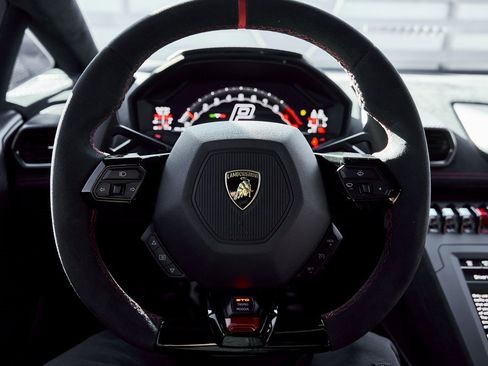 Used 2023 Lamborghini Huracan STO image 55