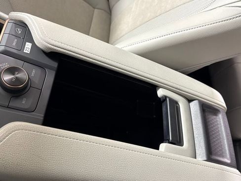 New 2026 Toyota Grand Highlander MAX Platinum image 39