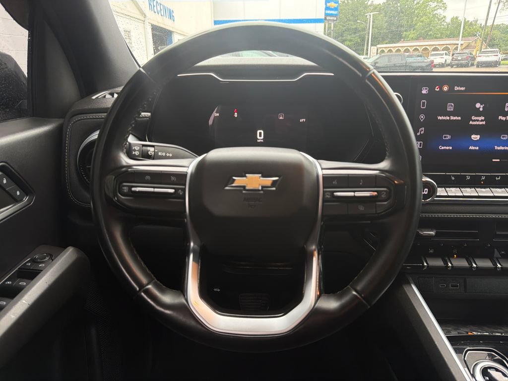 Used 2023 Chevrolet Colorado LT w/ LT Convenience Package II AWD/4WD image 14