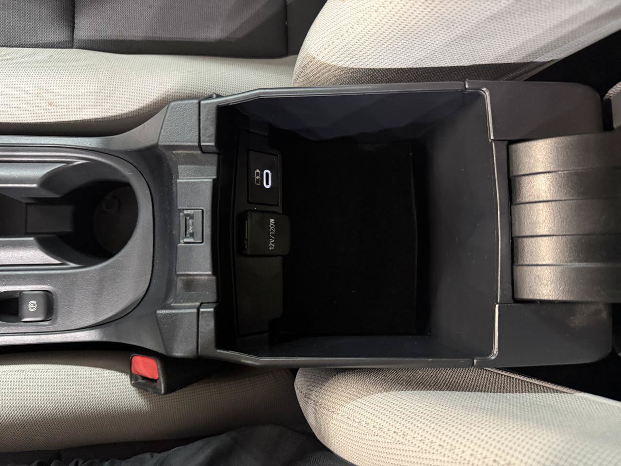 Used 2023 Toyota Corolla LE FWD image 39