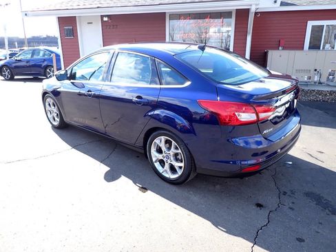 Used 2012 Ford Focus SEL image 4