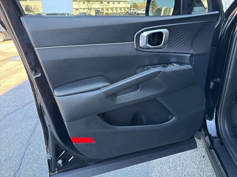 Used 2025 Kia Sorento EX w/ Panoramic Sunroof Package FWD image 27