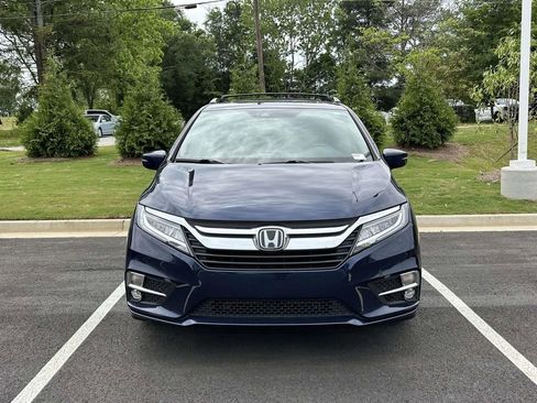 Used 2018 Honda Odyssey Elite image 2