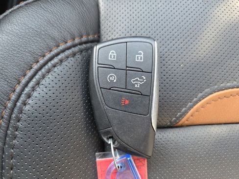 Used 2024 GMC Sierra 2500 AT4 w/ AT4 Premium Plus Package image 42