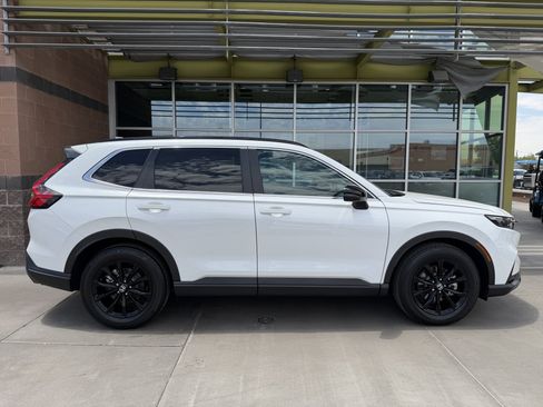 Used 2025 Honda CR-V Sport-L image 9
