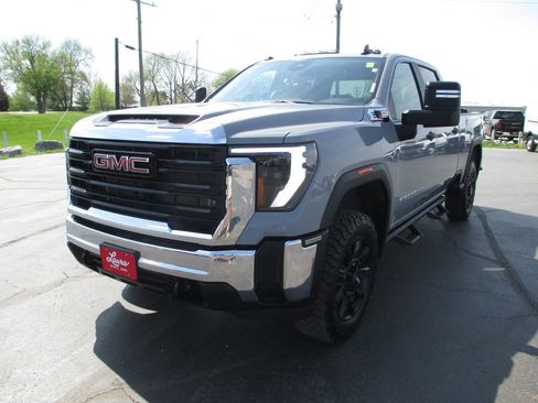 Used 2024 GMC Sierra 2500 Pro image 13
