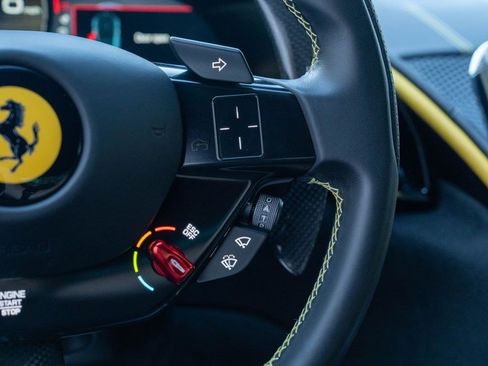 Used 2022 Ferrari Roma RWD image 37