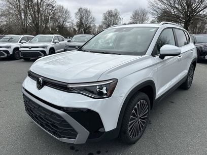 New 2026 Volkswagen Taos SE