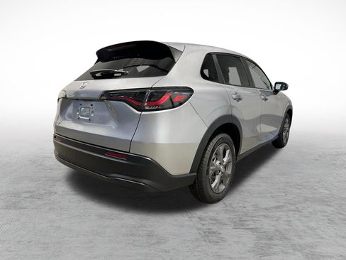 New 2026 Honda HR-V LX image 5