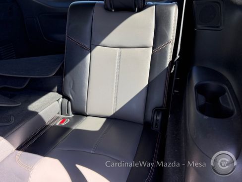 Used 2020 Nissan Pathfinder SL image 7