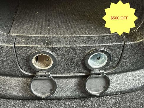 Used 2017 Dodge Grand Caravan SE FWD image 31