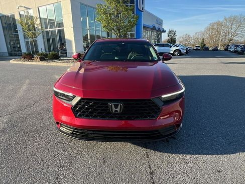 Used 2024 Honda Accord EX image 9