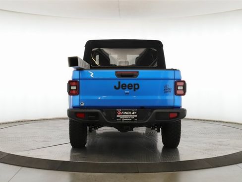 Used 2024 Jeep Gladiator Sport image 11