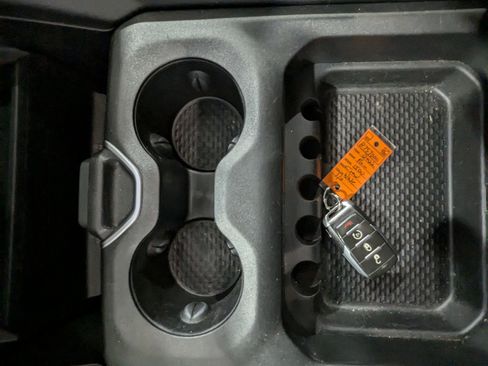 Used 2022 RAM 1500 Big Horn image 22