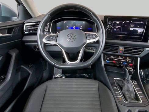Used 2025 Volkswagen Jetta S FWD image 6