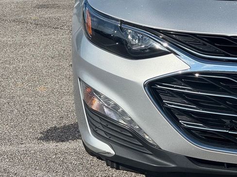 Used 2019 Chevrolet Malibu LT FWD image 6