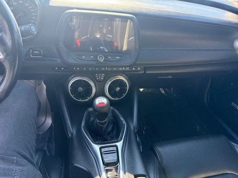 Used 2016 Chevrolet Camaro SS image 18