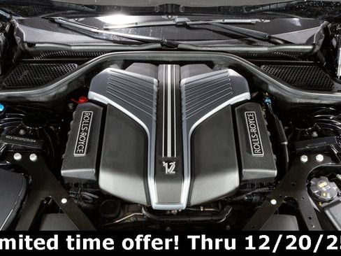 Used 2023 Rolls-Royce Ghost Black Badge w/ Black Badge Ghost Package image 39