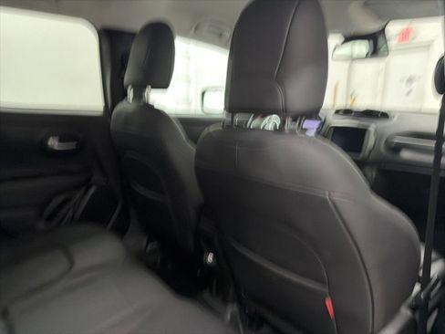 Used 2023 Jeep Renegade Trailhawk w/ Trailhawk Elite Group image 26