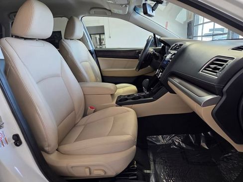 Used 2019 Subaru Outback 2.5i Limited AWD/4WD image 23
