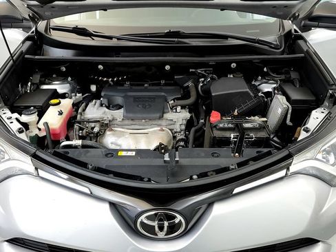 Used 2018 Toyota RAV4 LE w/ All Weather Liner Package AWD/4WD image 15
