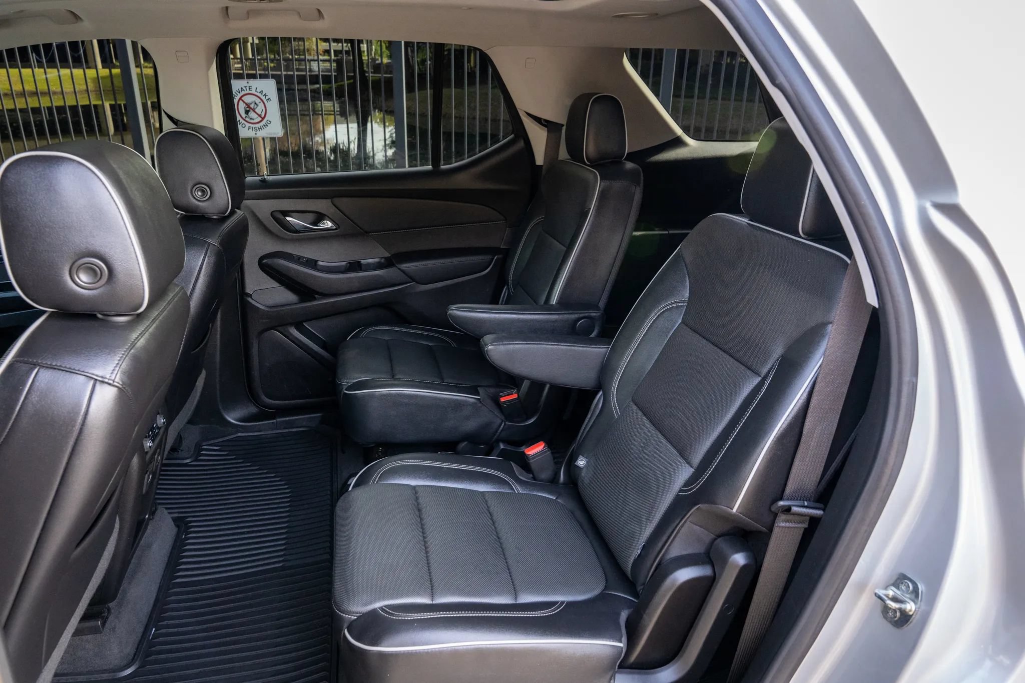 Used 2020 Chevrolet Traverse High Country AWD/4WD image 14