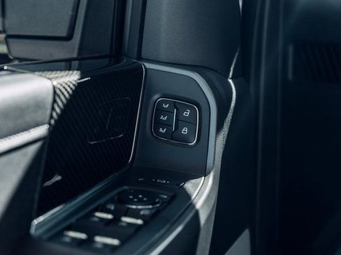 New 2026 Ford F250 Lariat w/ Black Appearance Package image 19