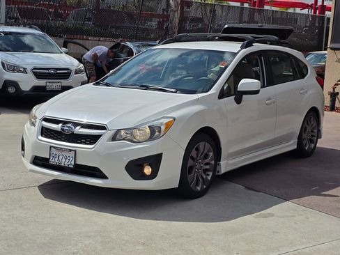 Used 2013 Subaru Impreza 2.0i Sport Premium image 5