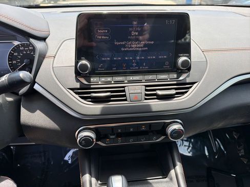 Used 2022 Nissan Altima 2.5 SR FWD image 26