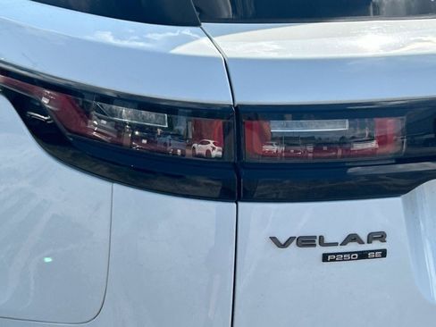 Used 2019 Land Rover Range Rover Velar R-Dynamic SE AWD/4WD image 34