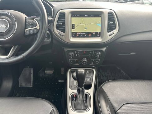 Used 2021 Jeep Compass Latitude w/ Sun and Sound Group AWD/4WD image 20